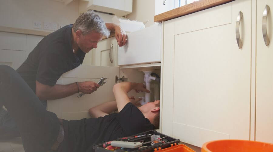 Professional burst pipe repair services in Apple Springs, TX